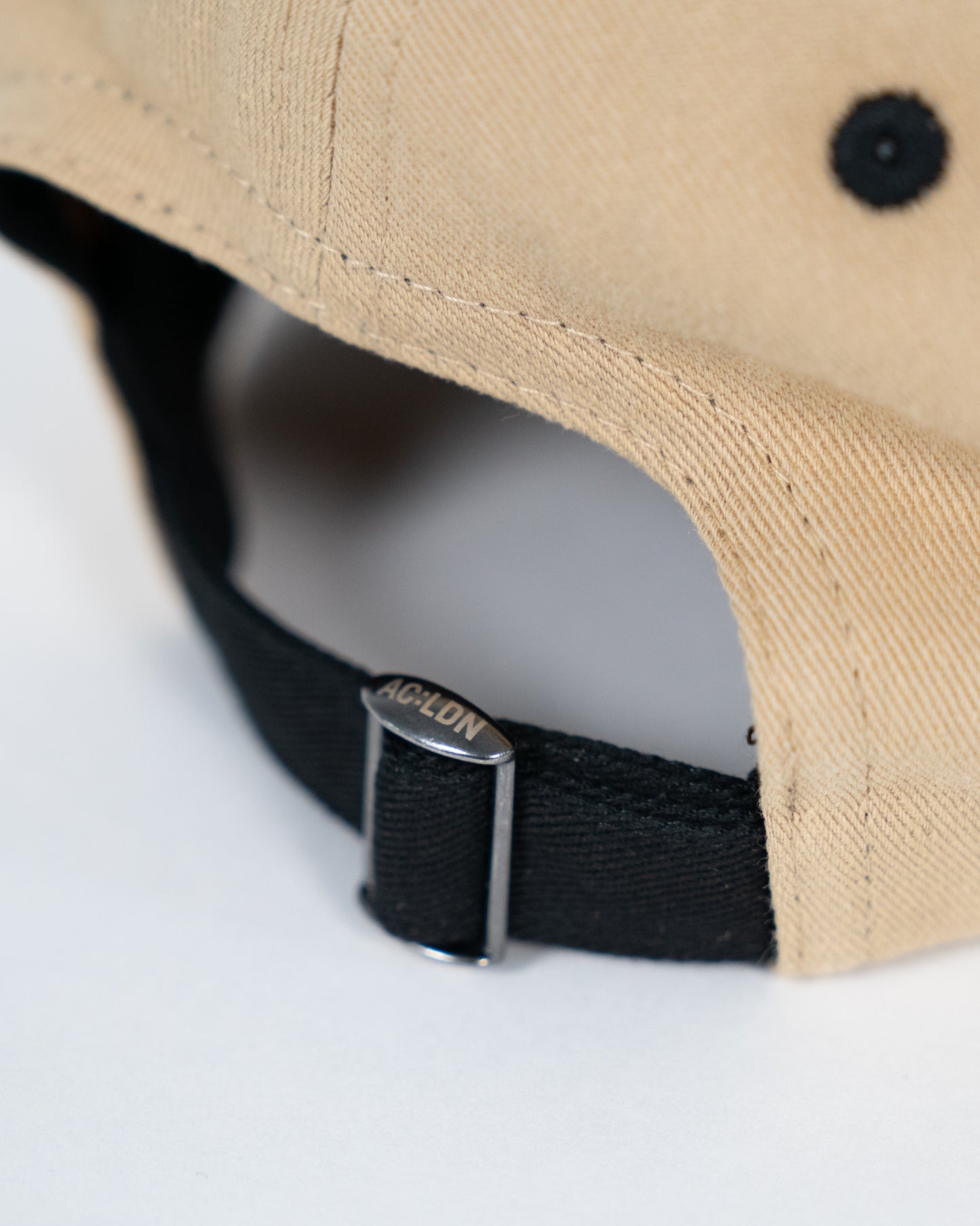 Cap Black/ Sand