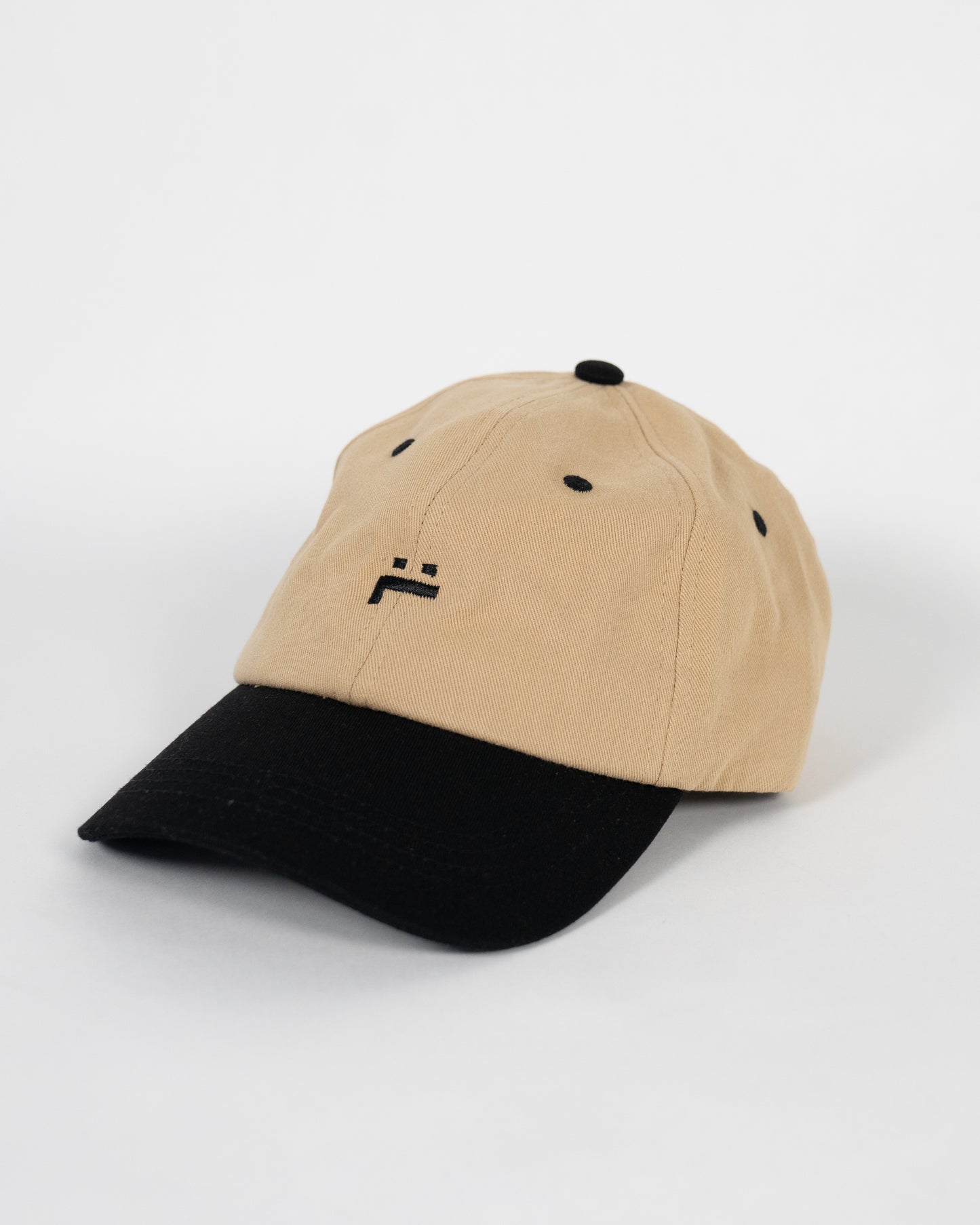 Cap Black/ Sand