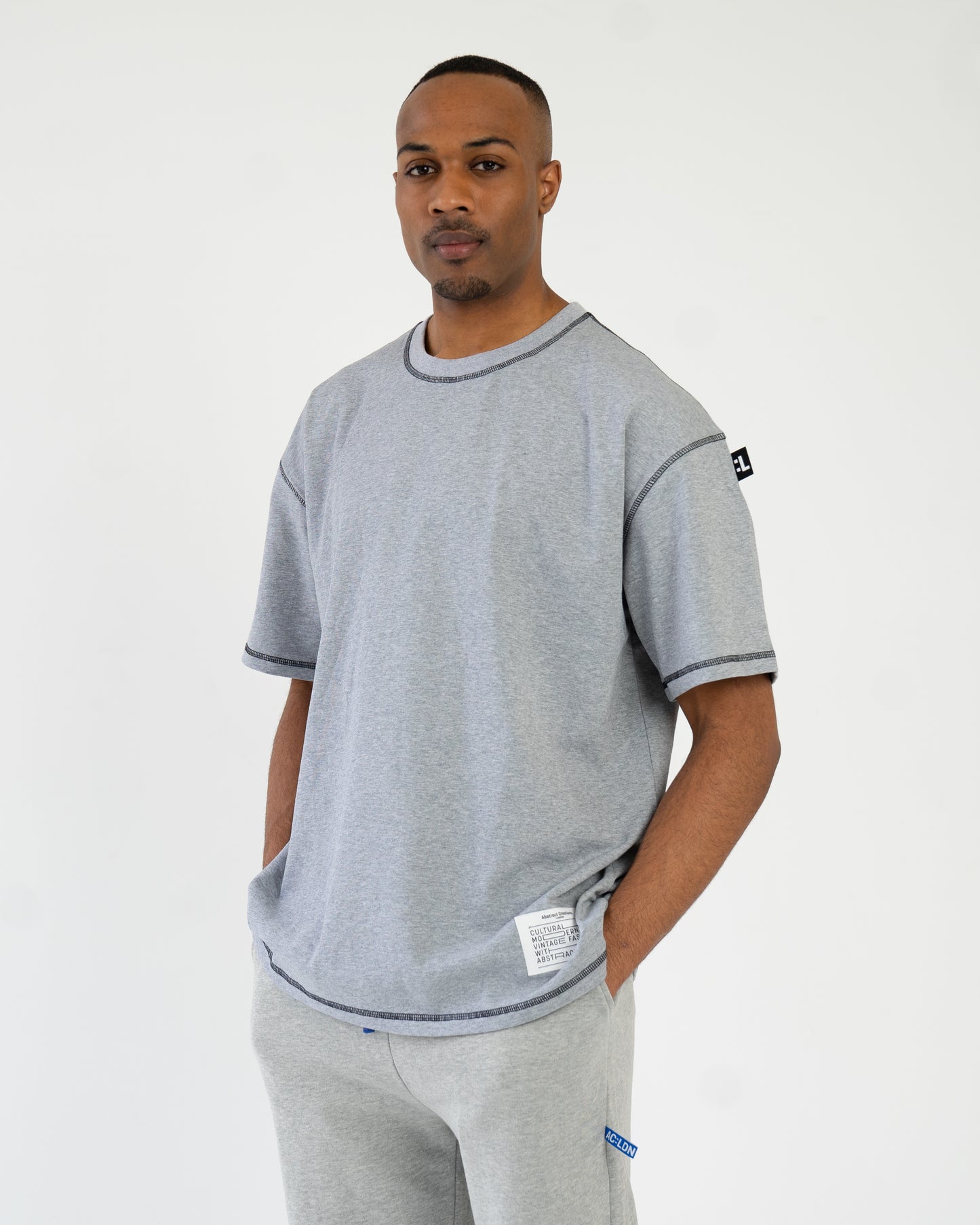 Overlocking T-shirt Oversized Grey