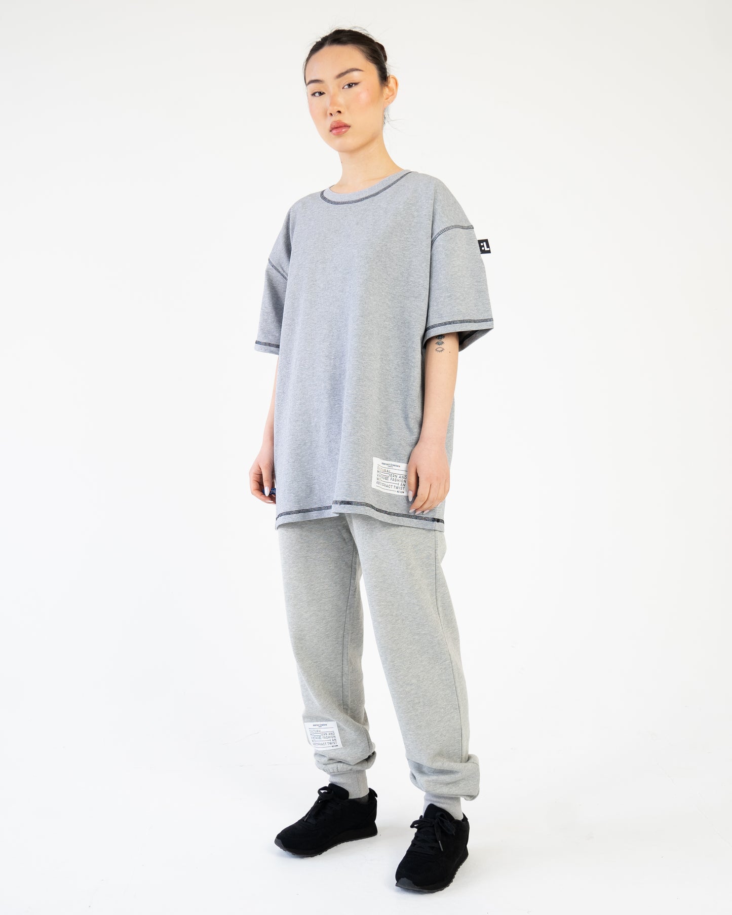 Overlocking T-shirt Oversized Grey