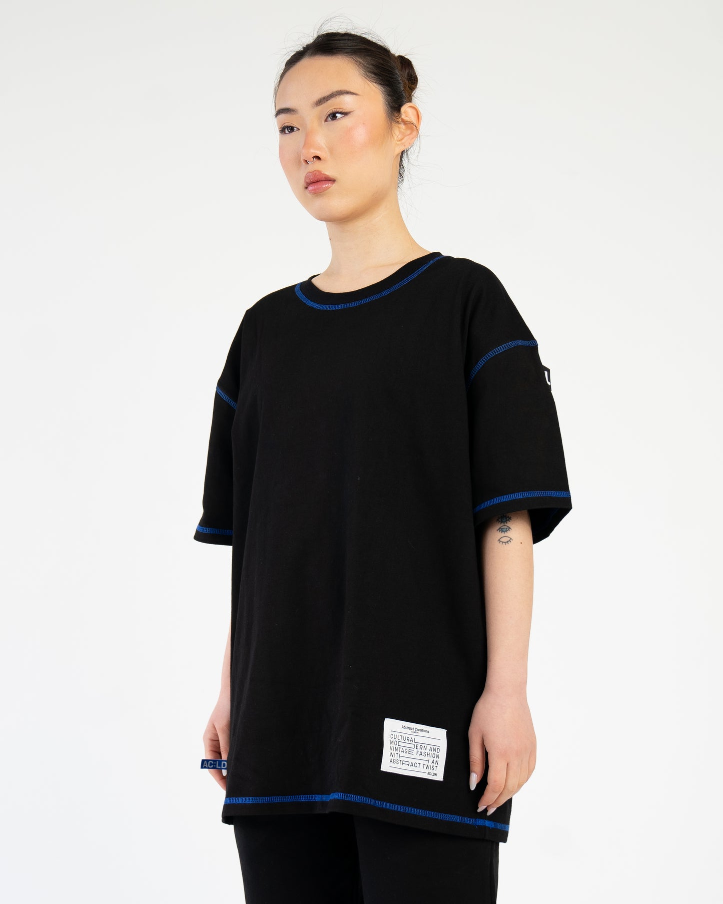 Overlocking T-shirt Oversized Black